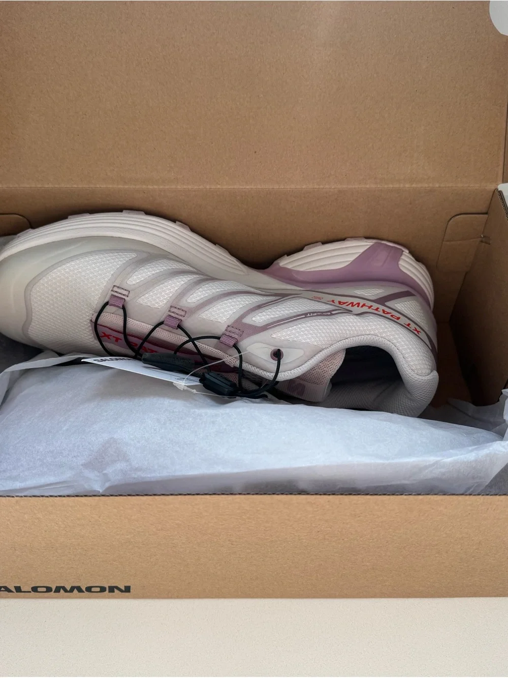 Salomon Women's White & Lavender XT-Pathway Trail Runner
